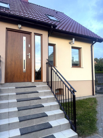 Mieszkanie Sprzedaż Święte 9